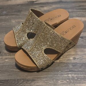 Boutique Gold Glitter Women's Wedge Sandals